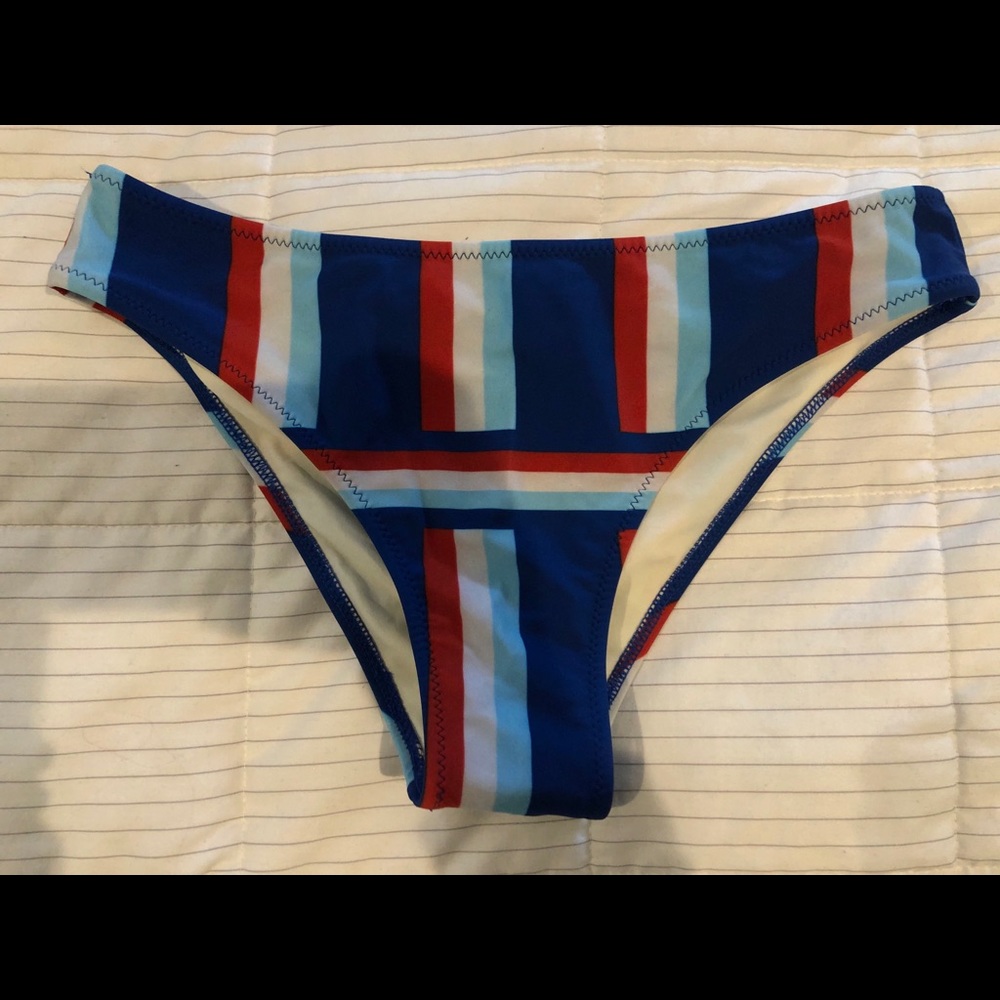 Cupshe red, white, and blue striped bikini bottom